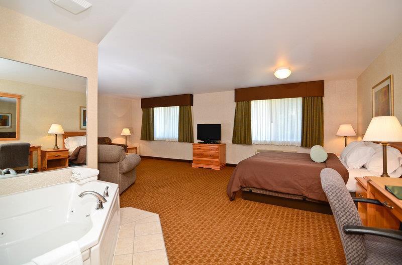 Best Western Wittenberg Inn Phòng bức ảnh